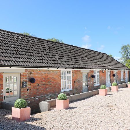 The Apple Shed Villa Sedghill Exterior photo