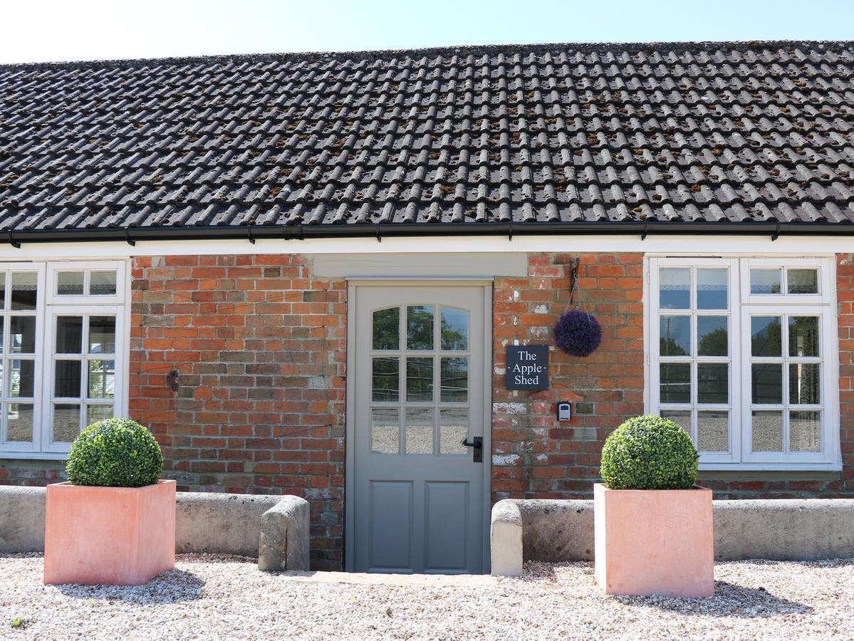 The Apple Shed Villa Sedghill Exterior photo