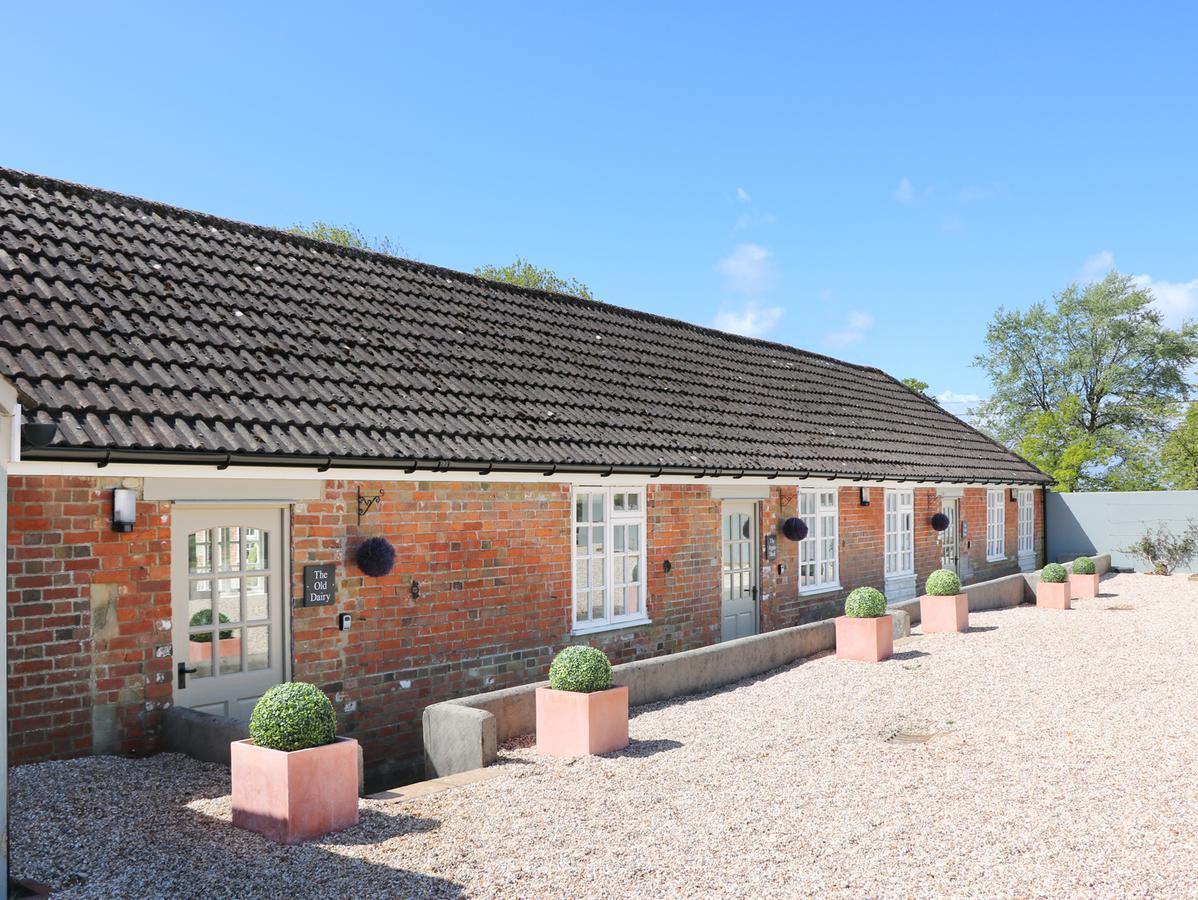 The Apple Shed Villa Sedghill Exterior photo
