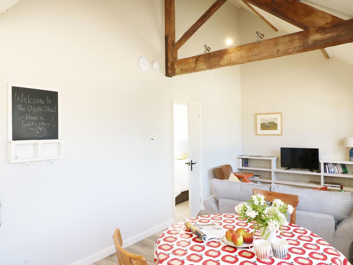 The Apple Shed Villa Sedghill Exterior photo