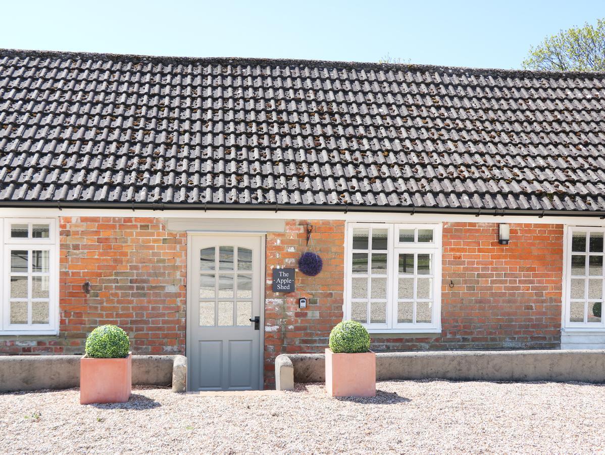 The Apple Shed Villa Sedghill Exterior photo